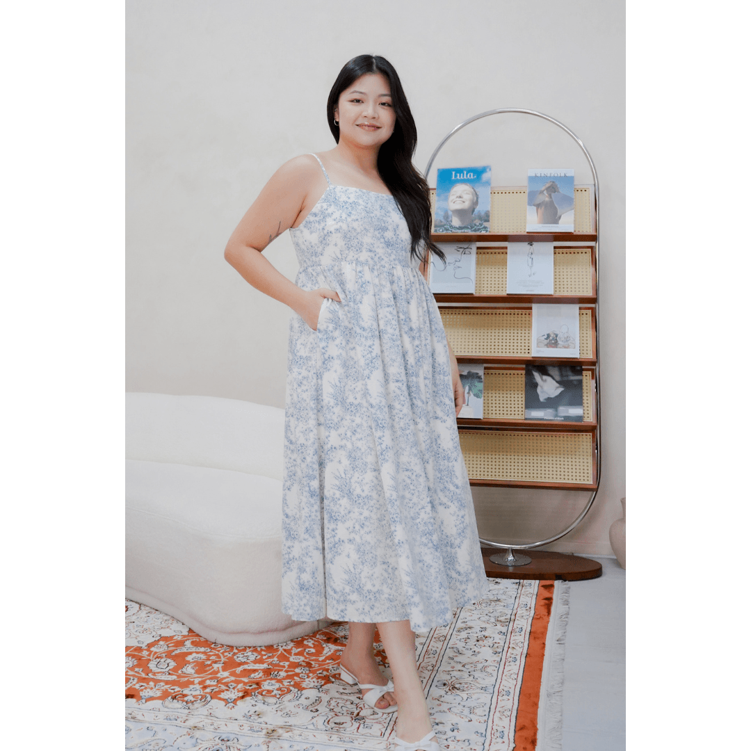 Gianna Porcelain Florals Sleeveless Midaxi Dress (2).png