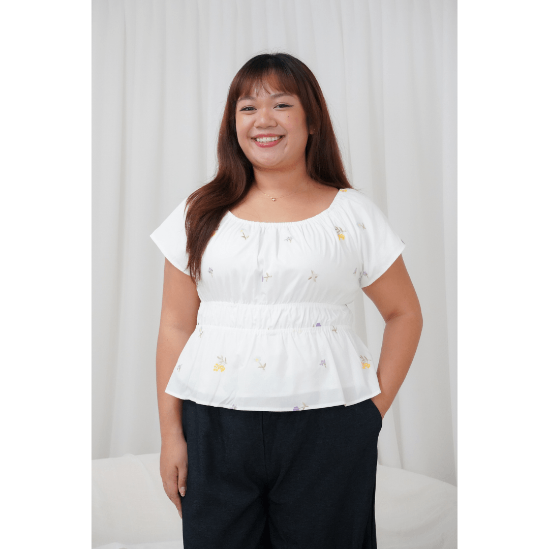 Lilia Florals Short-sleeved top.png
